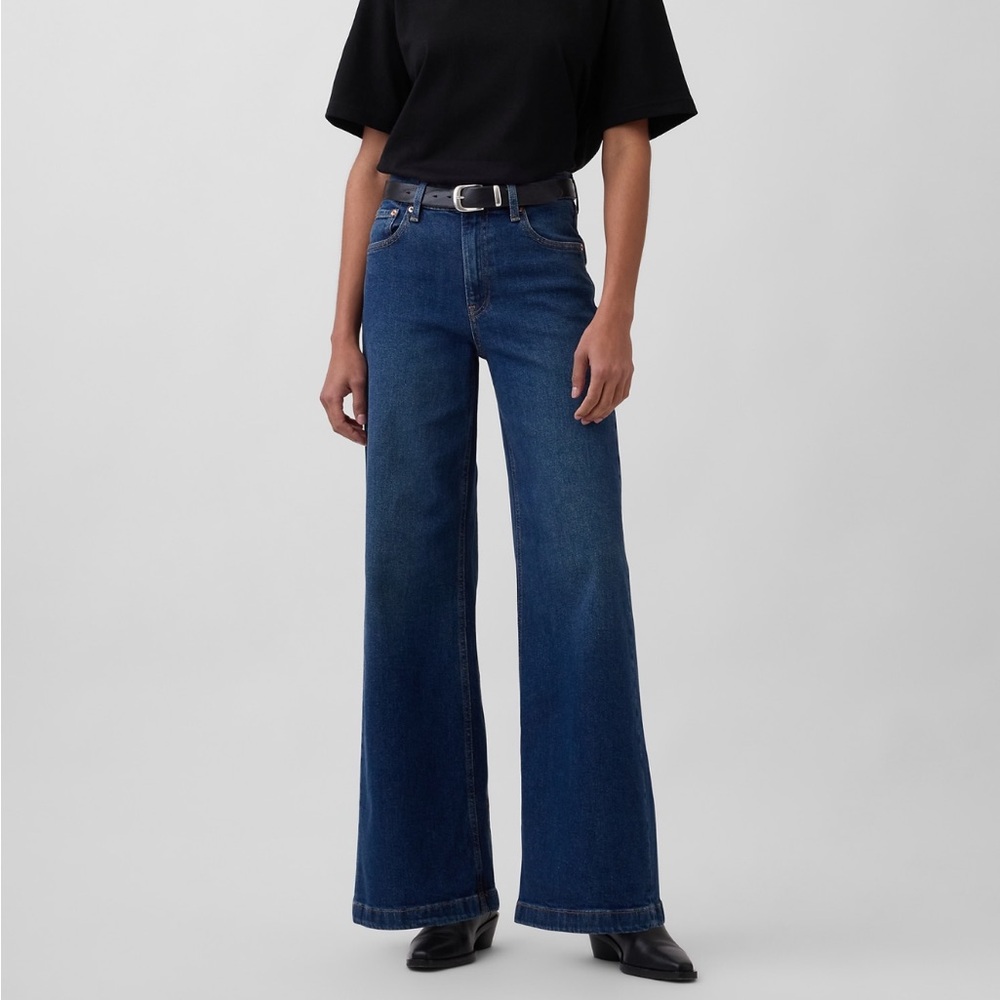 Gap high rise stride wide leg jeans 4 short